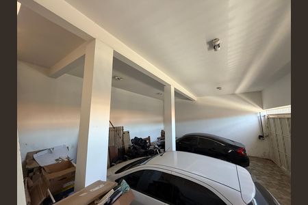 Garagem de casa à venda com 3 quartos, 262m² em Jardim Caçula, Jundiaí