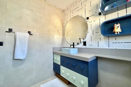 Banheiro da Suíte 2 de casa à venda com 3 quartos, 500m² em Jabaquara, São Paulo