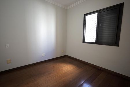Apartamento à venda com 115m², 3 quartos e 2 vagas Apartamento à venda com 115m², 3 quartos e 2 vagasQuarto 2
