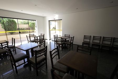 Apartamento à venda com 115m², 3 quartos e 2 vagas Apartamento à venda com 115m², 3 quartos e 2 vagasÁrea comum - Salão de festas