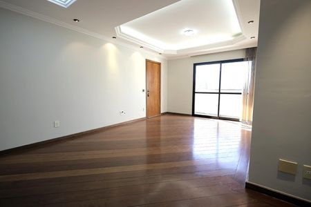 Apartamento à venda com 115m², 3 quartos e 2 vagas Apartamento à venda com 115m², 3 quartos e 2 vagasSala