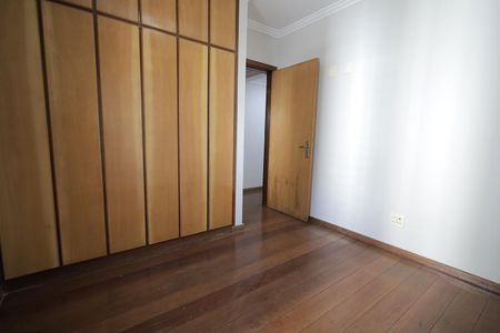 Apartamento à venda com 115m², 3 quartos e 2 vagas Apartamento à venda com 115m², 3 quartos e 2 vagasQuarto 2
