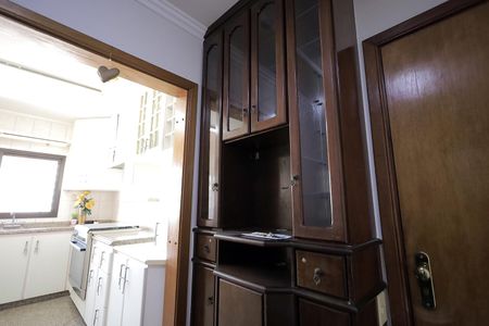 Apartamento à venda com 115m², 3 quartos e 2 vagas Apartamento à venda com 115m², 3 quartos e 2 vagasCopa