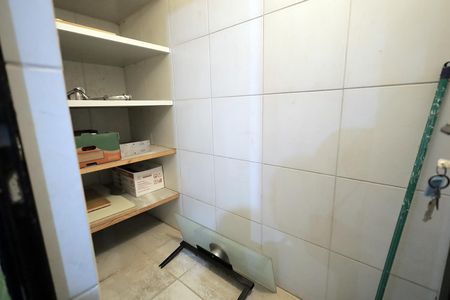 Apartamento à venda com 115m², 3 quartos e 2 vagas Apartamento à venda com 115m², 3 quartos e 2 vagasDeposito