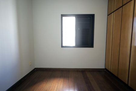 Apartamento à venda com 115m², 3 quartos e 2 vagas Apartamento à venda com 115m², 3 quartos e 2 vagasQuarto 2