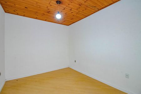 Edícula - Quarto de casa à venda com 2 quartos, 120m² em Morro Santana, Porto Alegre