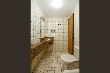 Banheiro de apartamento para alugar com 1 quarto, 40m² em Cerqueira César, São Paulo