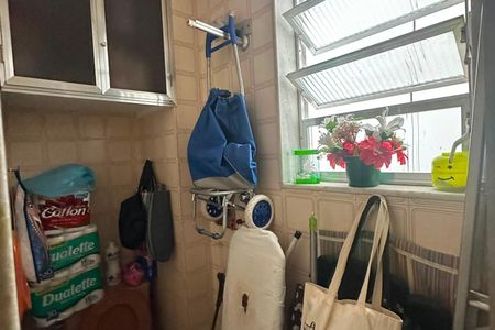 Área de Serviço de apartamento para alugar com 2 quartos, 150m² em Penha Circular, Rio de Janeiro