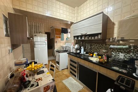 Apartamento para alugar com 150m², 2 quartos e 1 vaga Apartamento para alugar com 150m², 2 quartos e 1 vagaCozinha