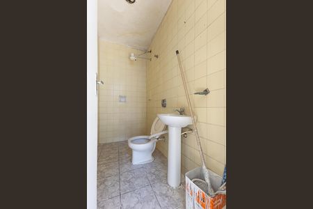 Edícula de casa para alugar com 4 quartos, 400m² em Jardim Luzitania, São Paulo