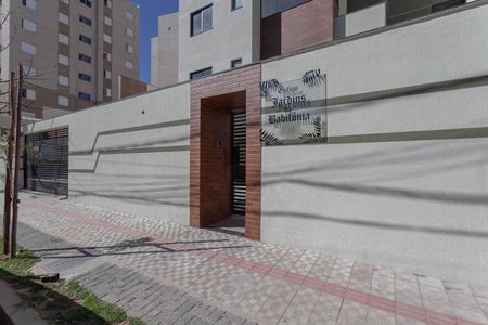 Apartamento à venda com 53m², 2 quartos e 1 vaga Apartamento à venda com 53m², 2 quartos e 1 vagaFachada