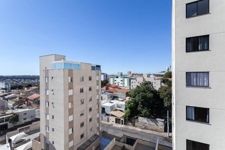 Apartamento à venda com 53m², 2 quartos e 1 vaga Apartamento à venda com 53m², 2 quartos e 1 vagaQuarto 2 - Vista