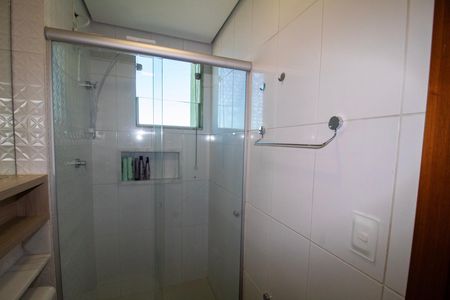 Apartamento à venda com 60m², 2 quartos e 1 vaga Apartamento à venda com 60m², 2 quartos e 1 vagaBanheiro social