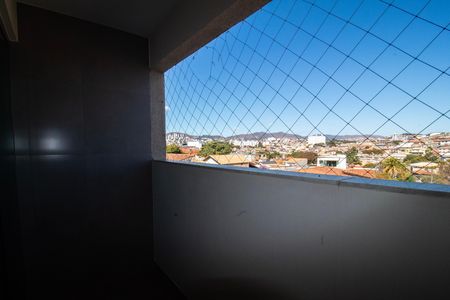 Apartamento à venda com 60m², 2 quartos e 1 vaga Apartamento à venda com 60m², 2 quartos e 1 vagaVaranda da sala