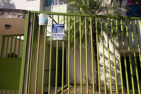 Apartamento à venda com 60m², 2 quartos e 1 vaga Apartamento à venda com 60m², 2 quartos e 1 vagaPlaca Instalada dia 20/07- Código LSVN-20