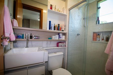 Apartamento à venda com 60m², 2 quartos e 1 vaga Apartamento à venda com 60m², 2 quartos e 1 vagaBanheiro da Suite