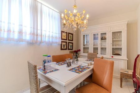 Apartamento à venda com 480m², 4 quartos e 3 vagas Apartamento à venda com 480m², 4 quartos e 3 vagasCopa