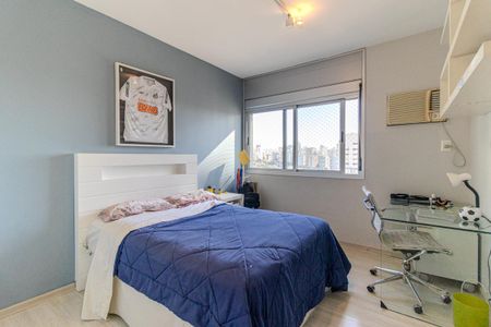Apartamento à venda com 480m², 4 quartos e 3 vagas Apartamento à venda com 480m², 4 quartos e 3 vagasQuarto 1