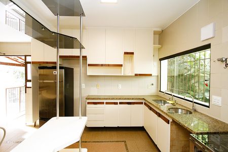 Cozinha de casa à venda com 4 quartos, 250m² em Buritis, Belo Horizonte