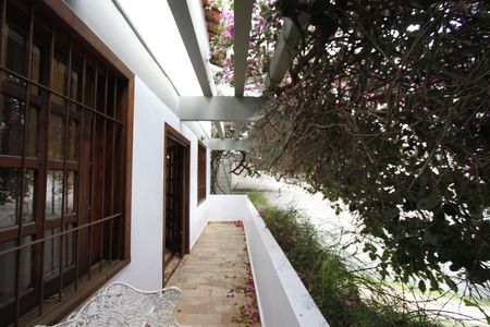 Varanda da Sala de casa à venda com 4 quartos, 250m² em Buritis, Belo Horizonte