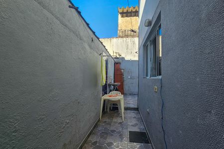 Casa para alugar com 76m², 2 quartos e 1 vaga