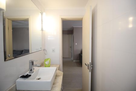 Apartamento à venda com 42m², 1 quarto e sem vagaBanheiro