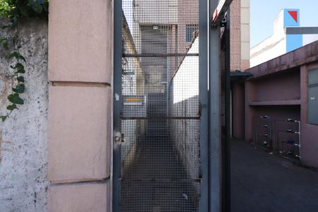 Entrada de kitnet/studio para alugar com 1 quarto, 20m² em Penha de França, São Paulo