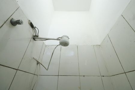 Banheiro de kitnet/studio para alugar com 1 quarto, 20m² em Penha de França, São Paulo
