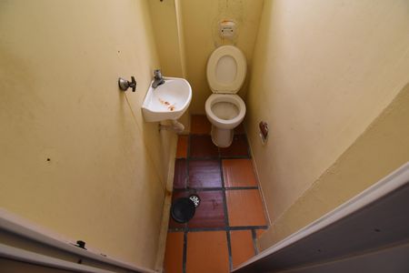 Lavabo de apartamento para alugar com 3 quartos, 115m² em Centro , Curitiba