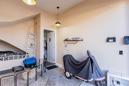Garagem de casa à venda com 2 quartos, 89m² em Jardim Santa Monica, São Paulo
