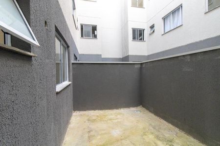 Apartamento para alugar com 44m², 2 quartos e 1 vagaÁrea privativa