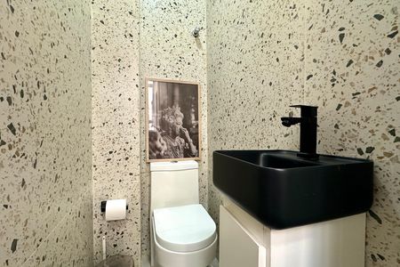 Apartamento para alugar com 76m², 2 quartos e sem vaga
