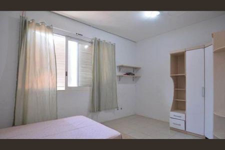 Casa para alugar com 700m², 11 quartos e 4 vagas Casa para alugar com 700m², 11 quartos e 4 vagasQuarto