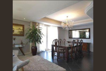 Casa para alugar com 700m², 11 quartos e 4 vagas Casa para alugar com 700m², 11 quartos e 4 vagasSala