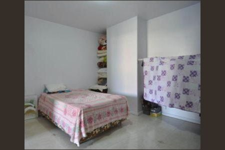 Casa para alugar com 700m², 11 quartos e 4 vagas Casa para alugar com 700m², 11 quartos e 4 vagasQuarto