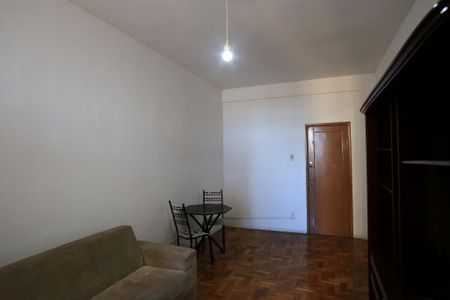 Apartamento para alugar com 60m², 2 quartos e sem vaga Apartamento para alugar com 60m², 2 quartos e sem vagaSala/Cozinha