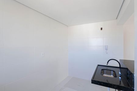Apartamento à venda com 53m², 2 quartos e 1 vaga Apartamento à venda com 53m², 2 quartos e 1 vagaCozinha e Área de Serviço