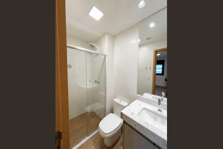 Banheiro social de apartamento à venda com 3 quartos, 97m² em Setor Bueno, Goiânia