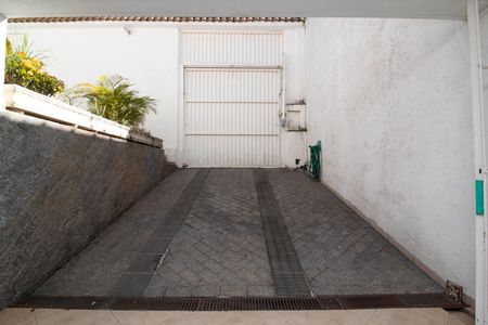Área externa - Garagem de casa à venda com 4 quartos, 277m² em Vila Rosalia, Guarulhos