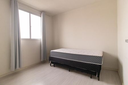 Quarto 2 de apartamento para alugar com 2 quartos, 48m² em Pinheirinho, Curitiba