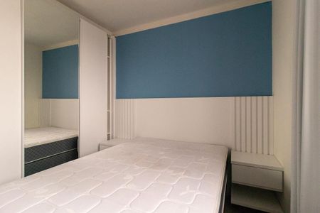 Quarto 1 de apartamento para alugar com 2 quartos, 48m² em Pinheirinho, Curitiba