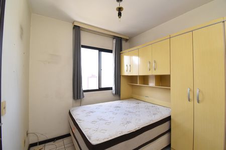 Quarto de apartamento para alugar com 1 quarto, 35m² em Centro, Curitiba