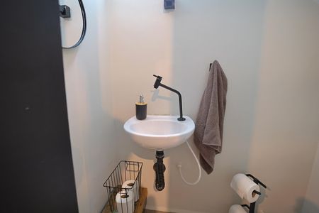Casa de condomínio à venda com 65m², 2 quartos e 1 vagaLavabo