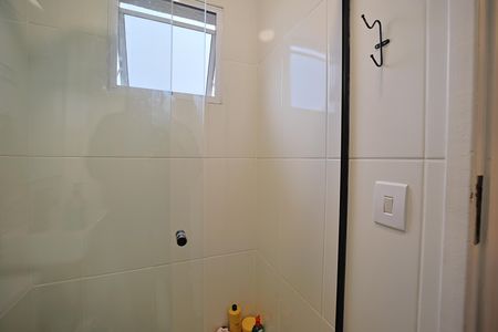 Banheiro da Suíte 2 de casa de condomínio à venda com 2 quartos, 65m² em Vila Ré, São Paulo
