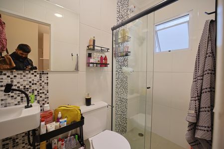 Casa de condomínio à venda com 65m², 2 quartos e 1 vagaBanheiro da Suíte