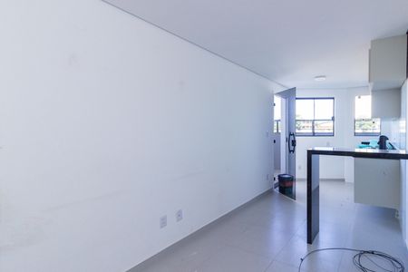 Sala de apartamento para alugar com 2 quartos, 58m² em Jaraguá, São Paulo