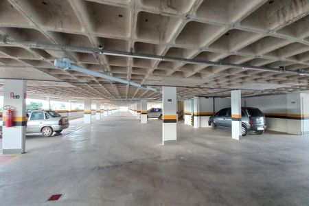 Apartamento para alugar com 47m², 2 quartos e 1 vaga Apartamento para alugar com 47m², 2 quartos e 1 vagaGaragem
