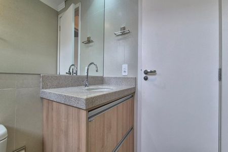Apartamento para alugar com 47m², 2 quartos e 1 vaga Apartamento para alugar com 47m², 2 quartos e 1 vagaBanheiro