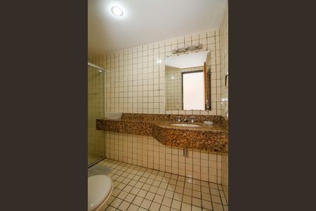 Banheiro de apartamento para alugar com 1 quarto, 40m² em Cerqueira César, São Paulo