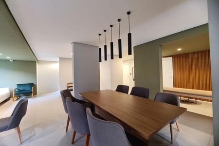 Apartamento para alugar com 34m², 2 quartos e sem vagaÁrea comum - Salão de festas
